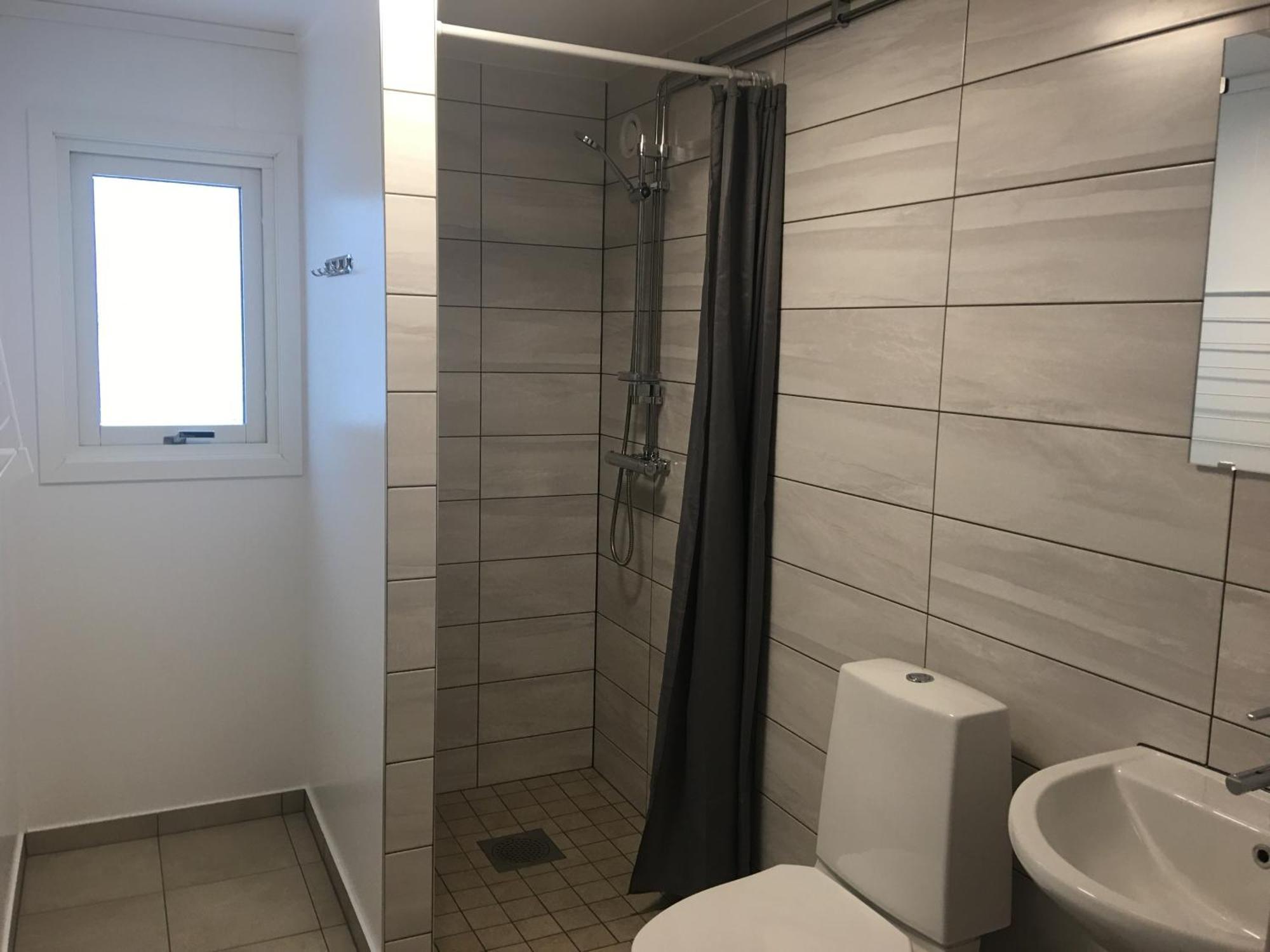 Land-Inn Motel Rosersberg Екстериор снимка